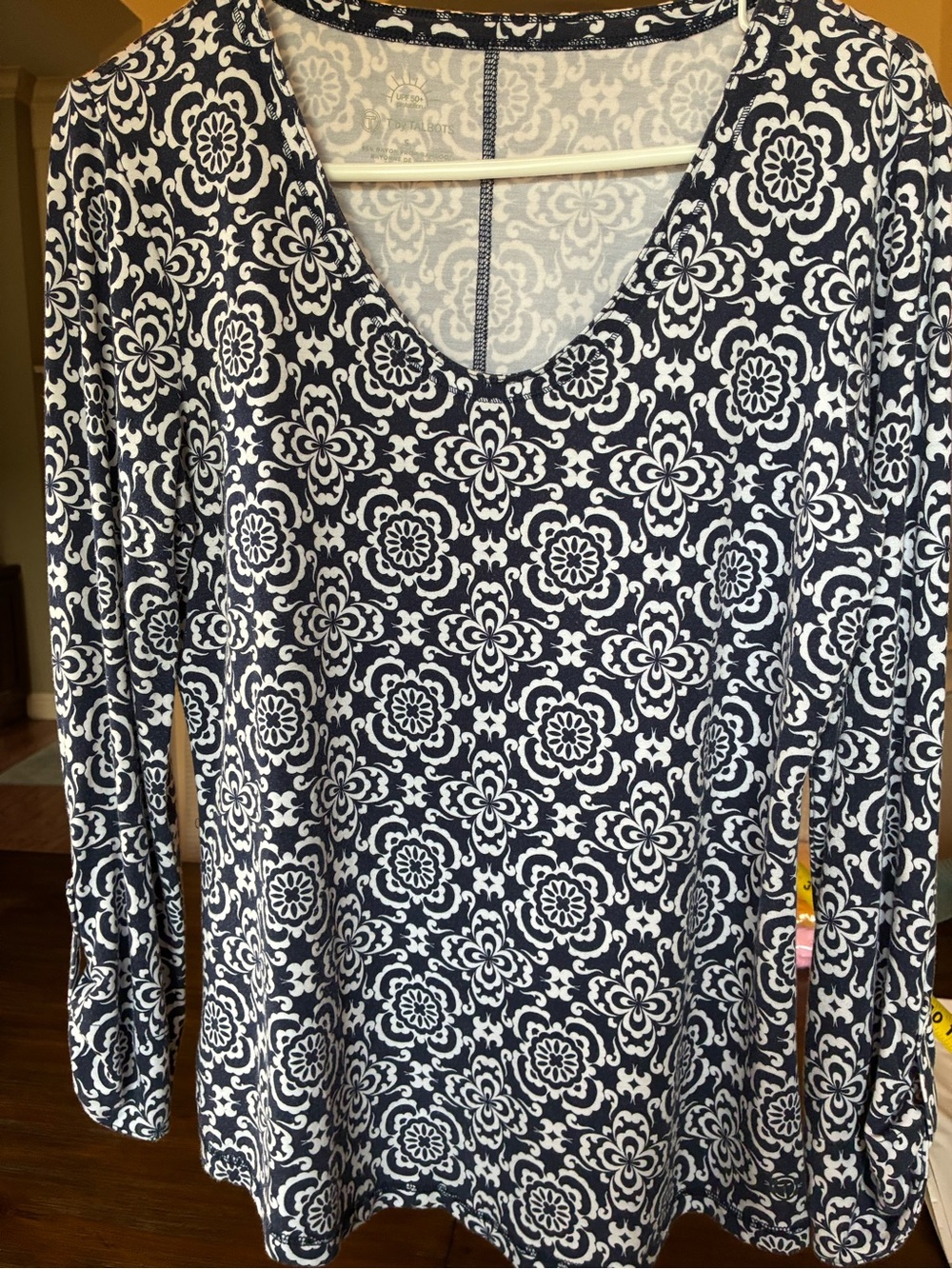 Talbots Navy & White Floral V-Neck Long Sleeve Top